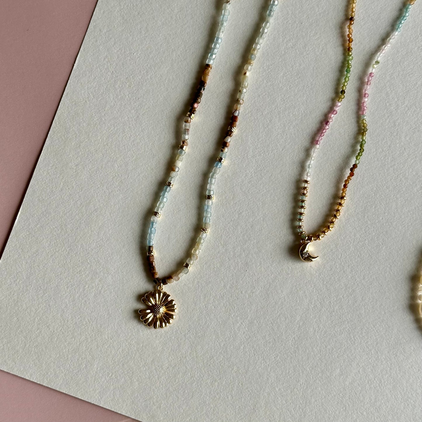 One of a kind - Handmade beaded necklace
