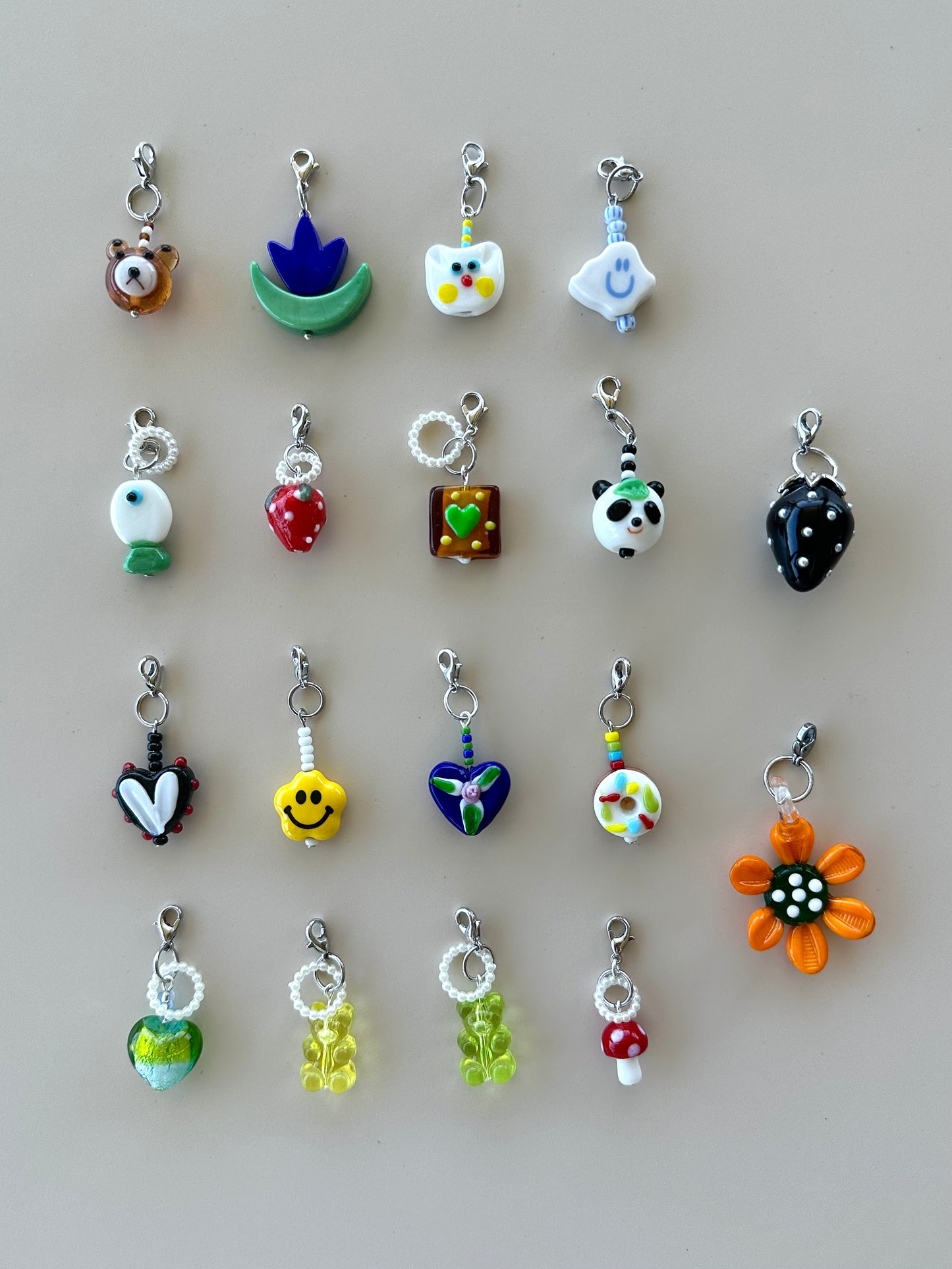 The Little Charms 1.0