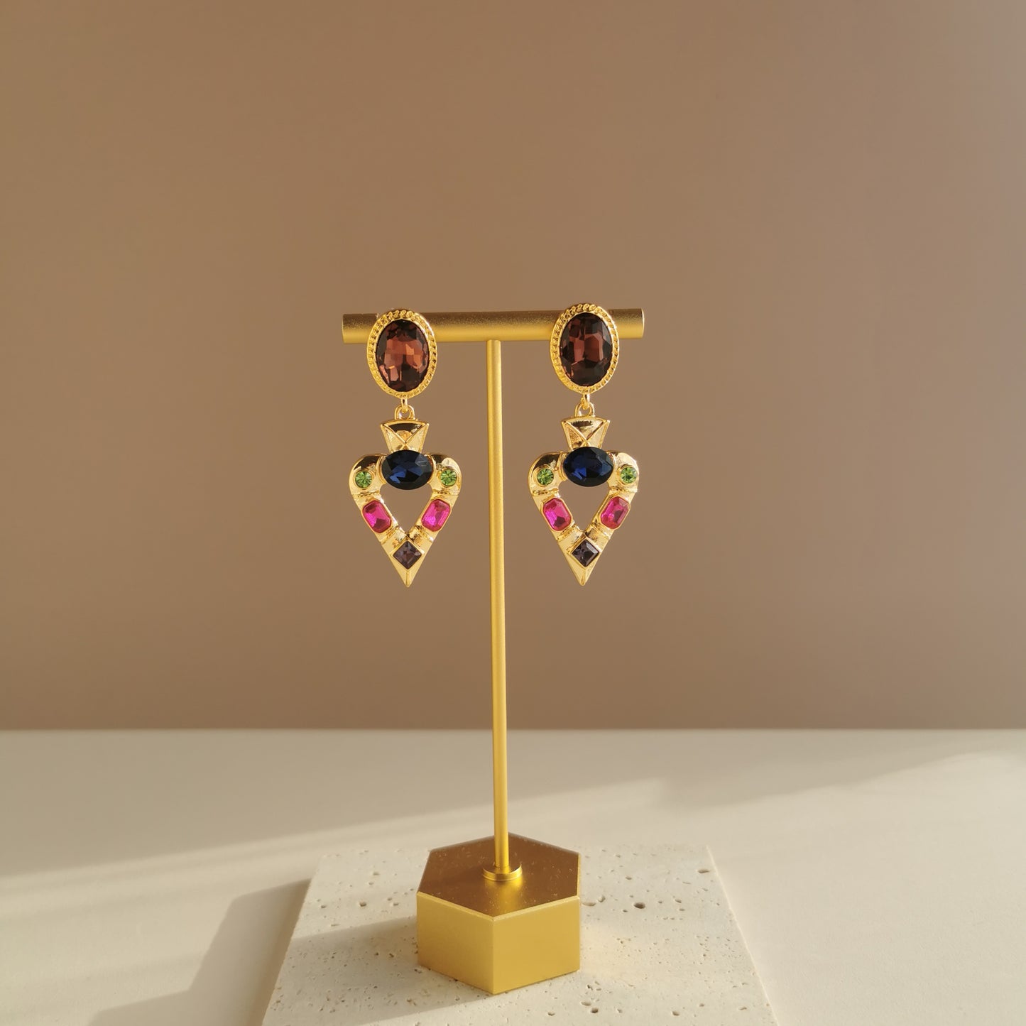 Regal Spade